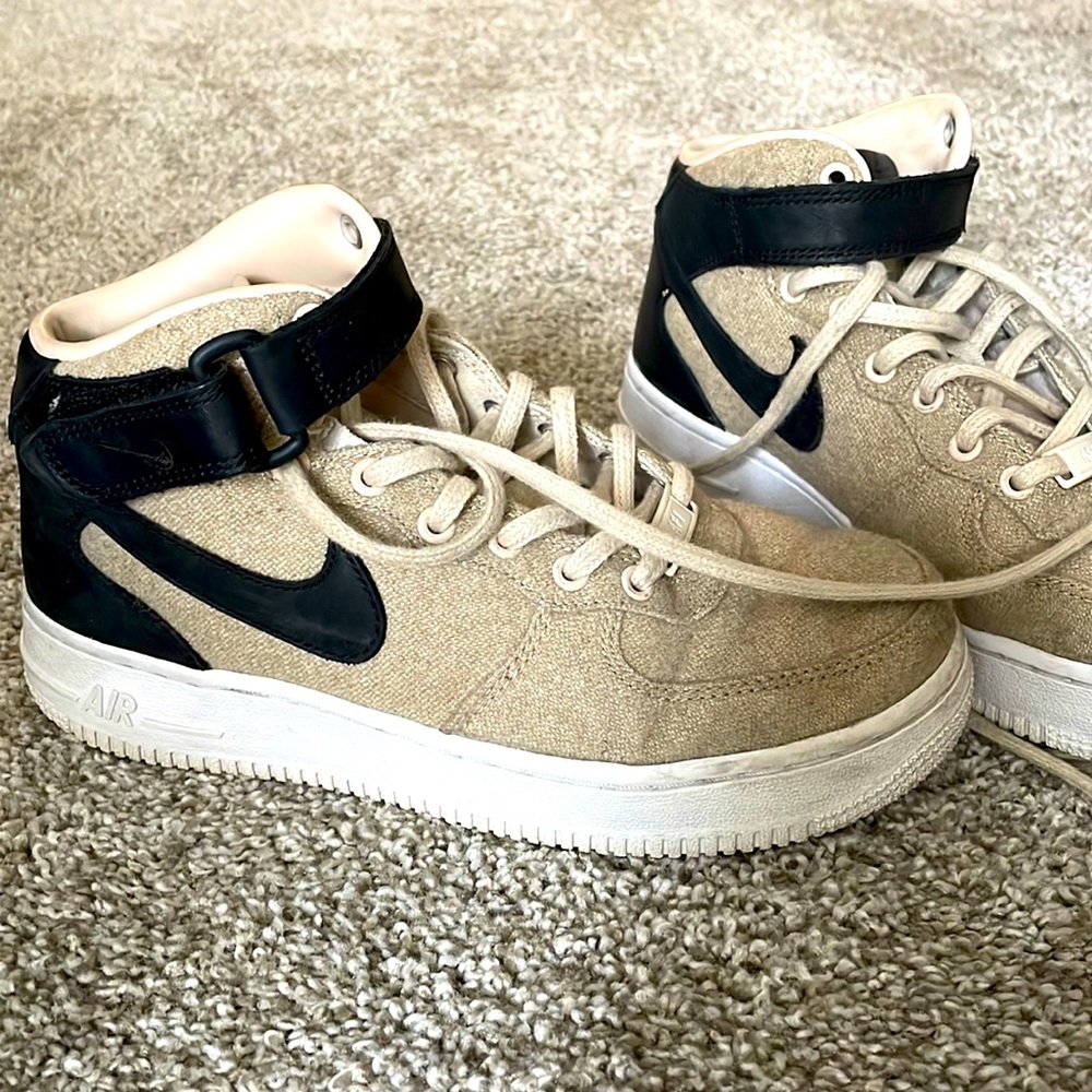 Nike AF1 Tan Size 6